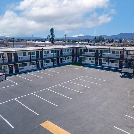 Inland Inn & Suites San Bernardino Exteriér fotografie