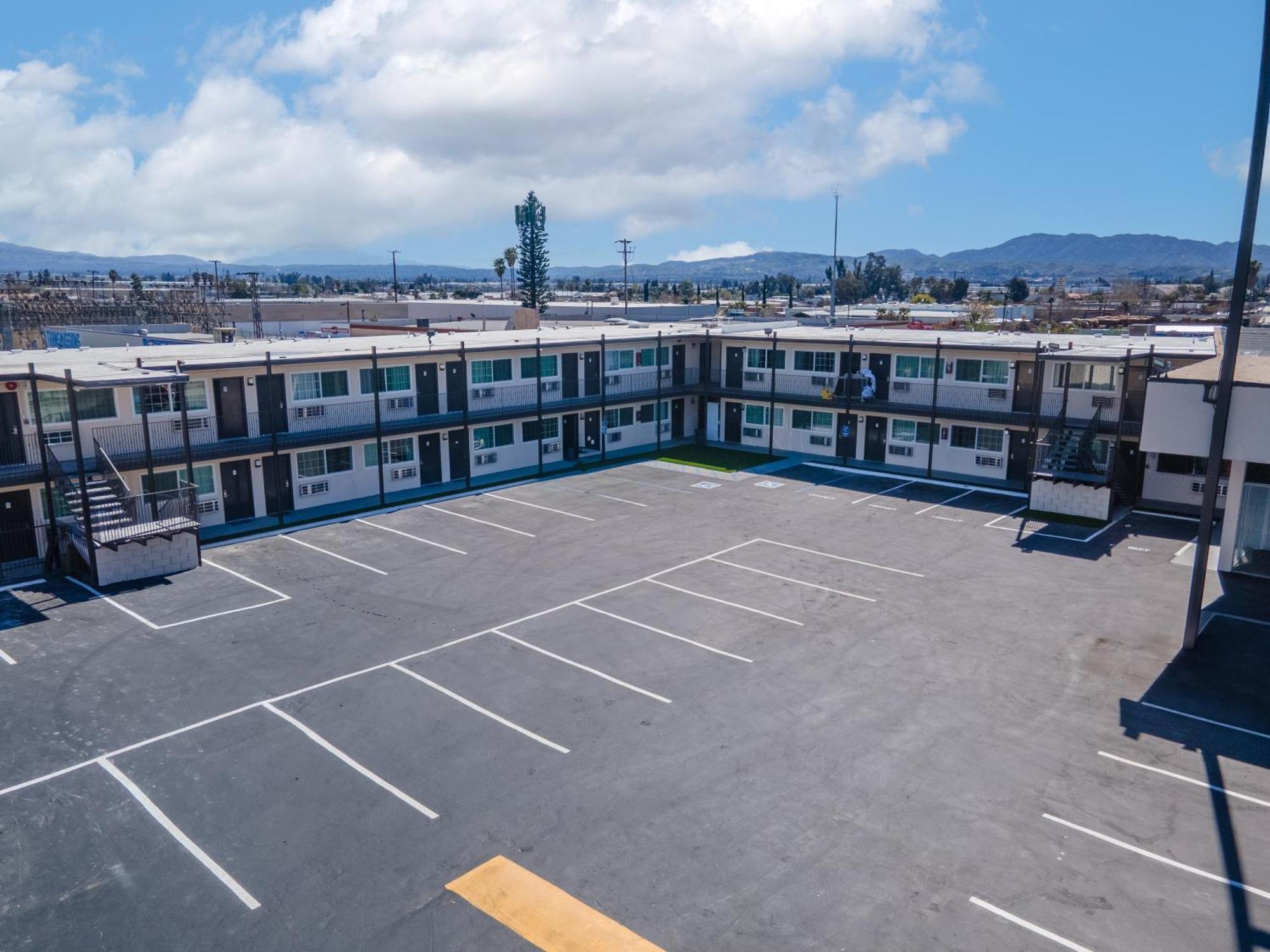 Inland Inn & Suites San Bernardino Exteriér fotografie