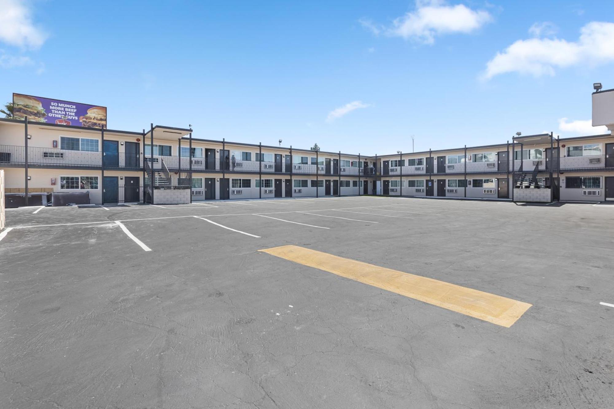 Inland Inn & Suites San Bernardino Exteriér fotografie